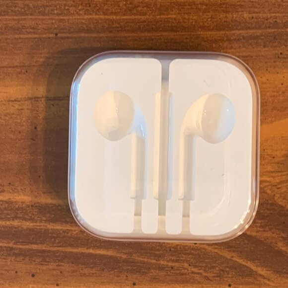 REPLACEMENT CASE FOR APPLE EARPODS, EARPHONES, EARBUDS - Picture 1 of 2